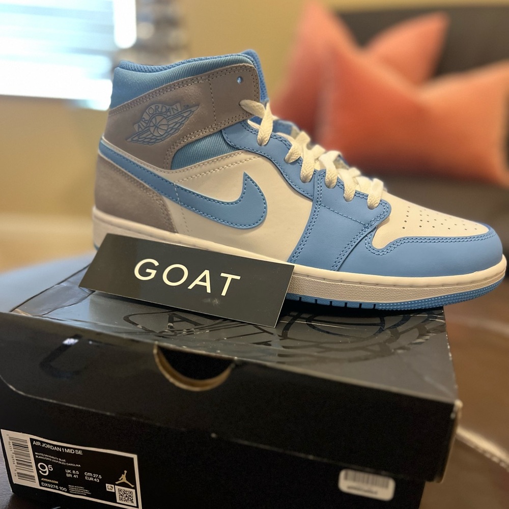 Air Jordan 1 Mid’s